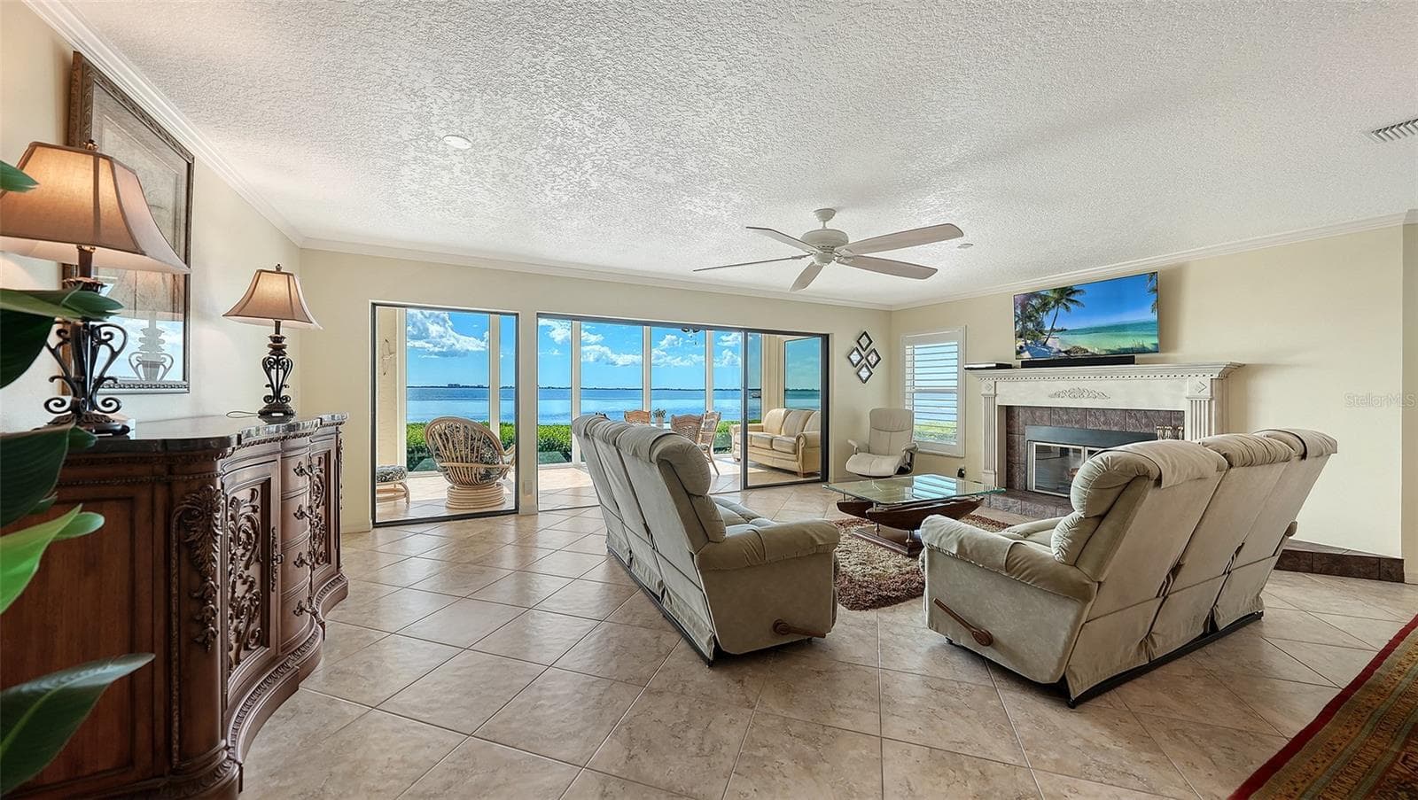 Condominium at 4533 BAY CLUB DR #11, BRADENTON, photo 3 of 45
