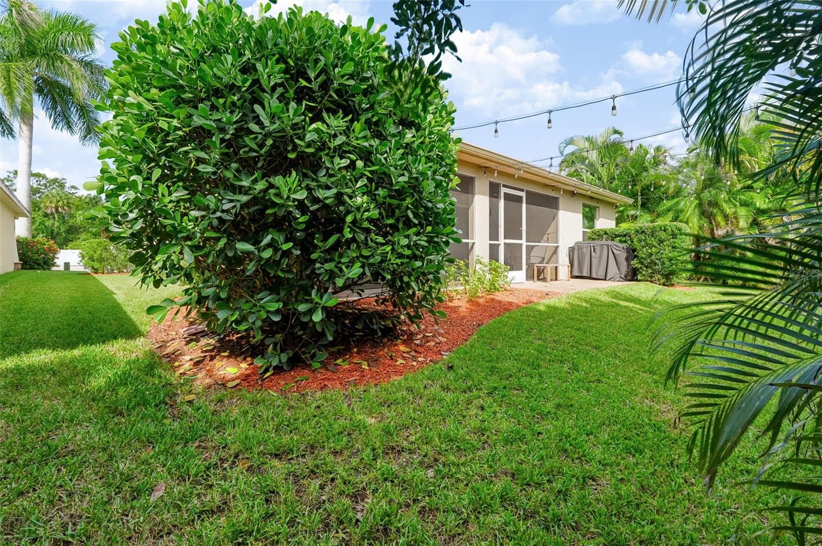 Single Family Residence at 105 SAN LORENZO CT, BRADENTON, photo 39 of 42
