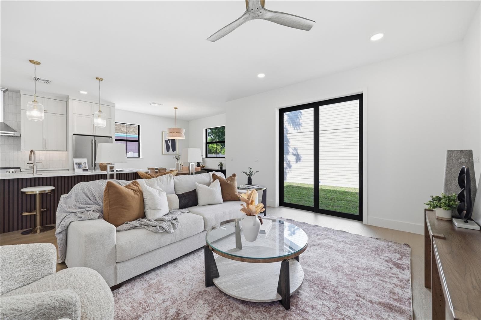 Single Family Residence at 1025 MELROSE AVE S, ST PETERSBURG, photo 12 of 48