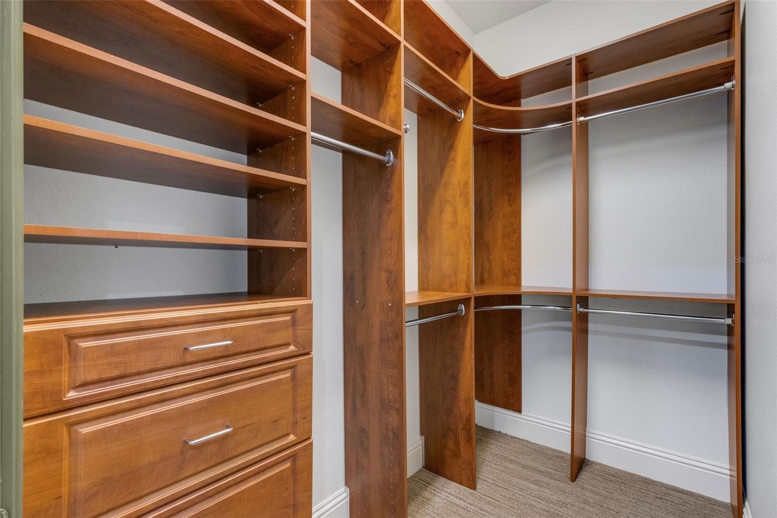 That maximize space for even the most entensive wardrobes. - 2734 BELLERIVE DR, LAKELAND