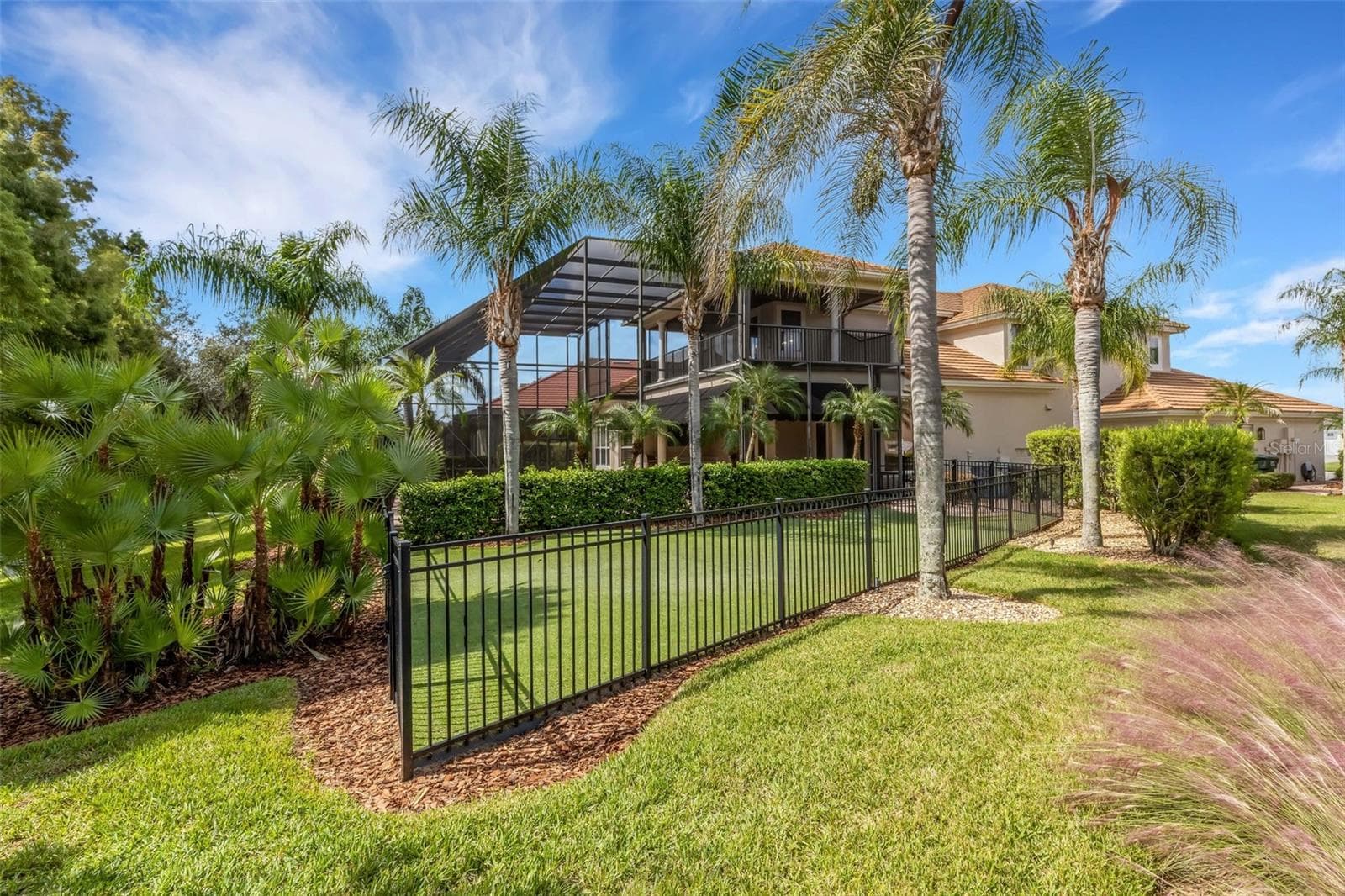 You could even have your own putting green! - 2734 BELLERIVE DR, LAKELAND
