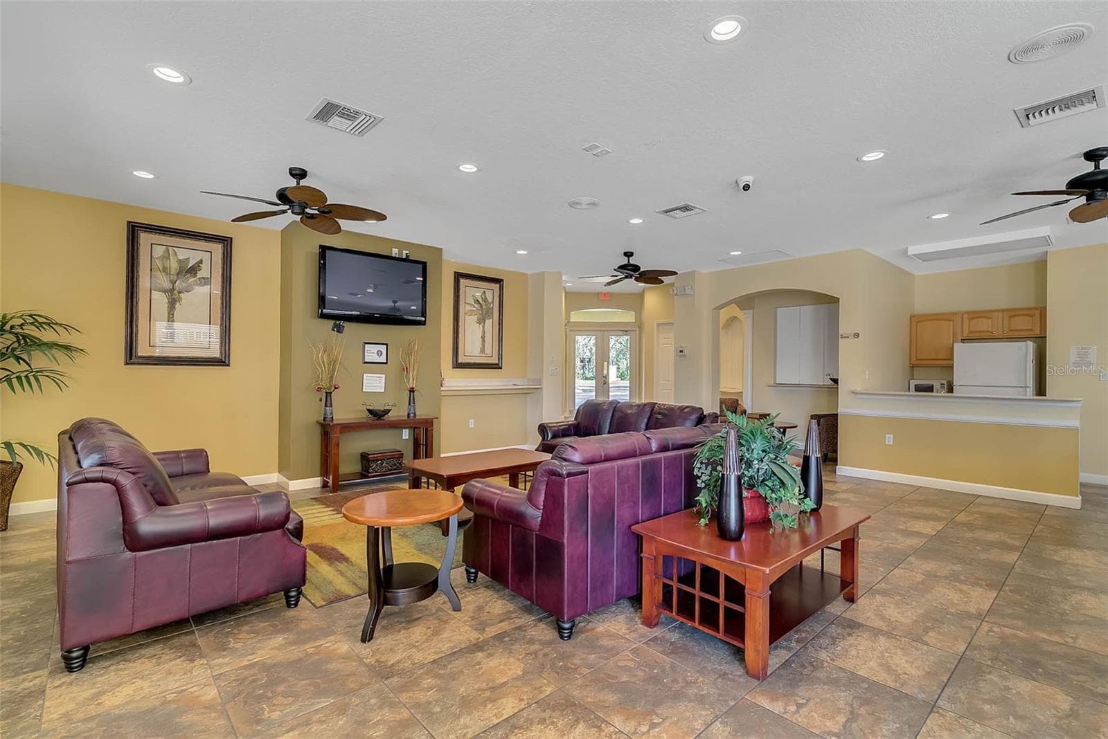 Lake Berkley Amenities - 4601 FORMBY CT, KISSIMMEE
