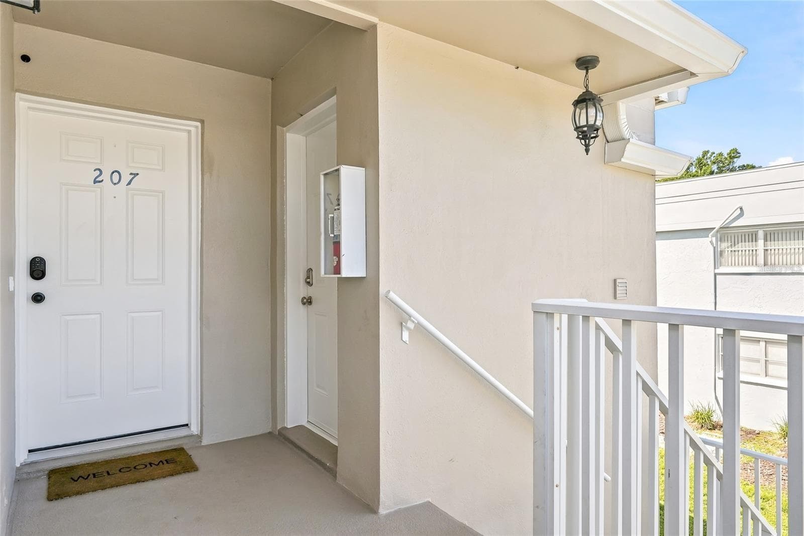 Front and Side Door - 919 OSCEOLA RD #207, BELLEAIR