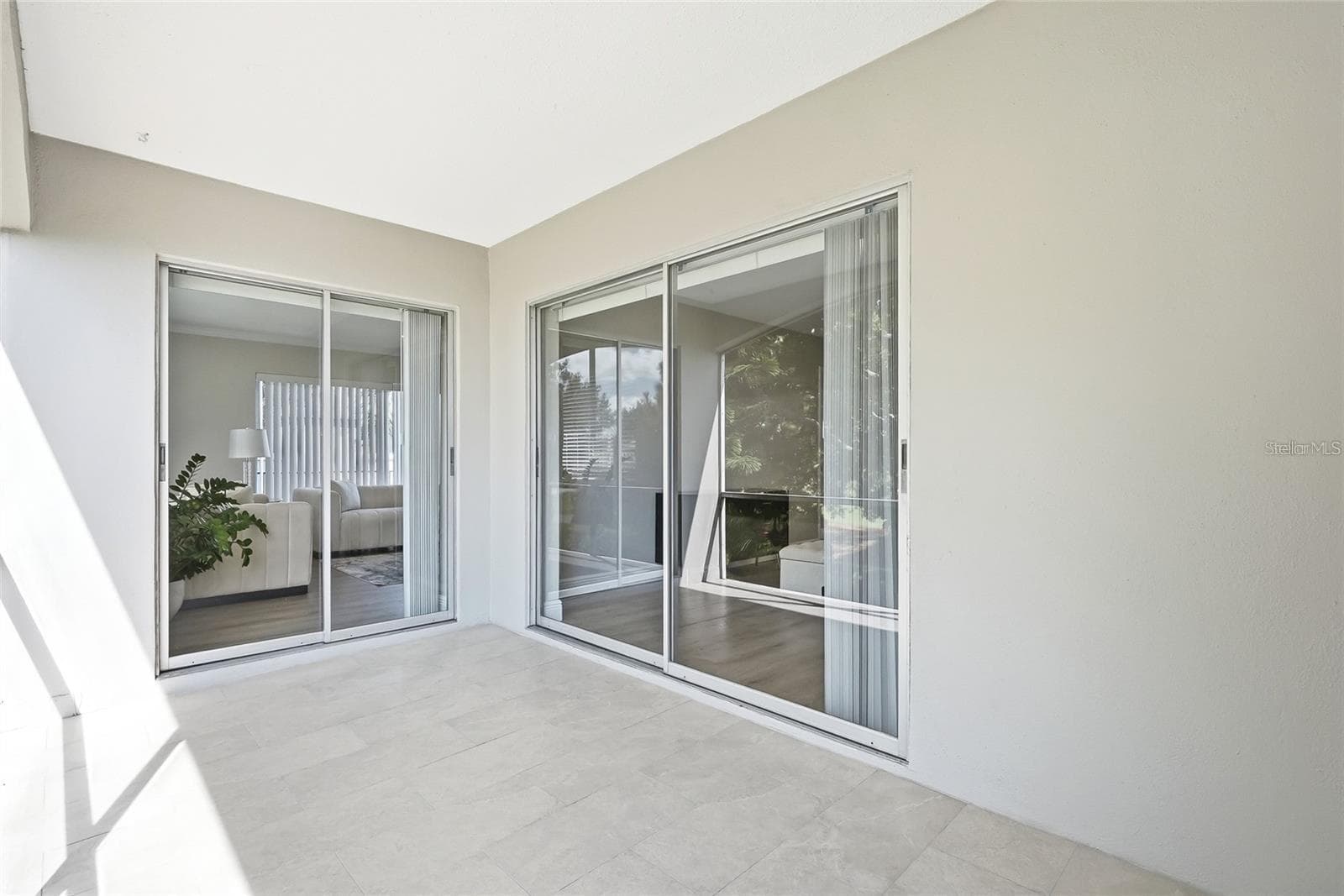 Lanai - 919 OSCEOLA RD #207, BELLEAIR