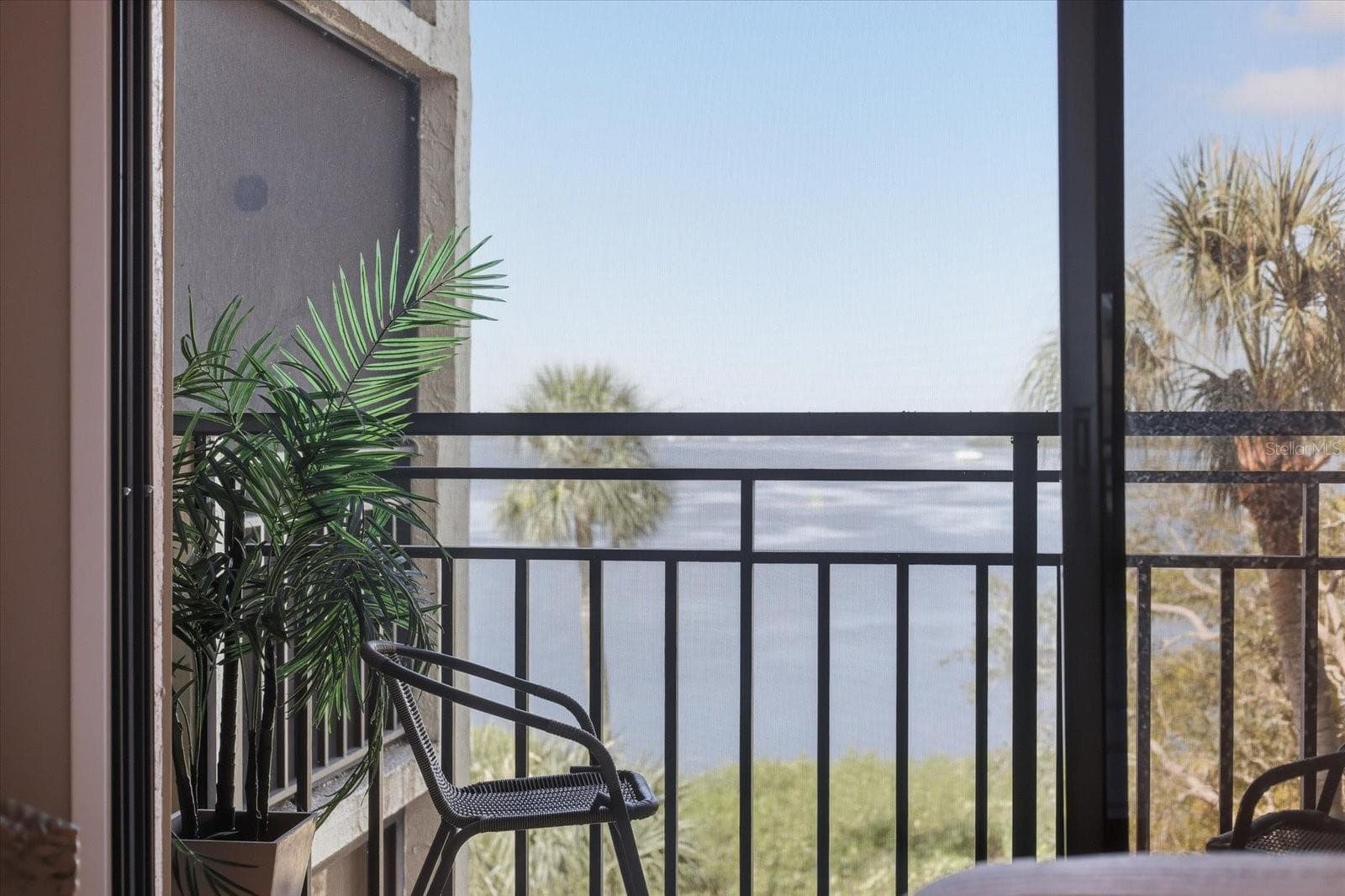 Condominium at 6460 MOURNING DOVE DR #305, BRADENTON, photo 52 of 82
