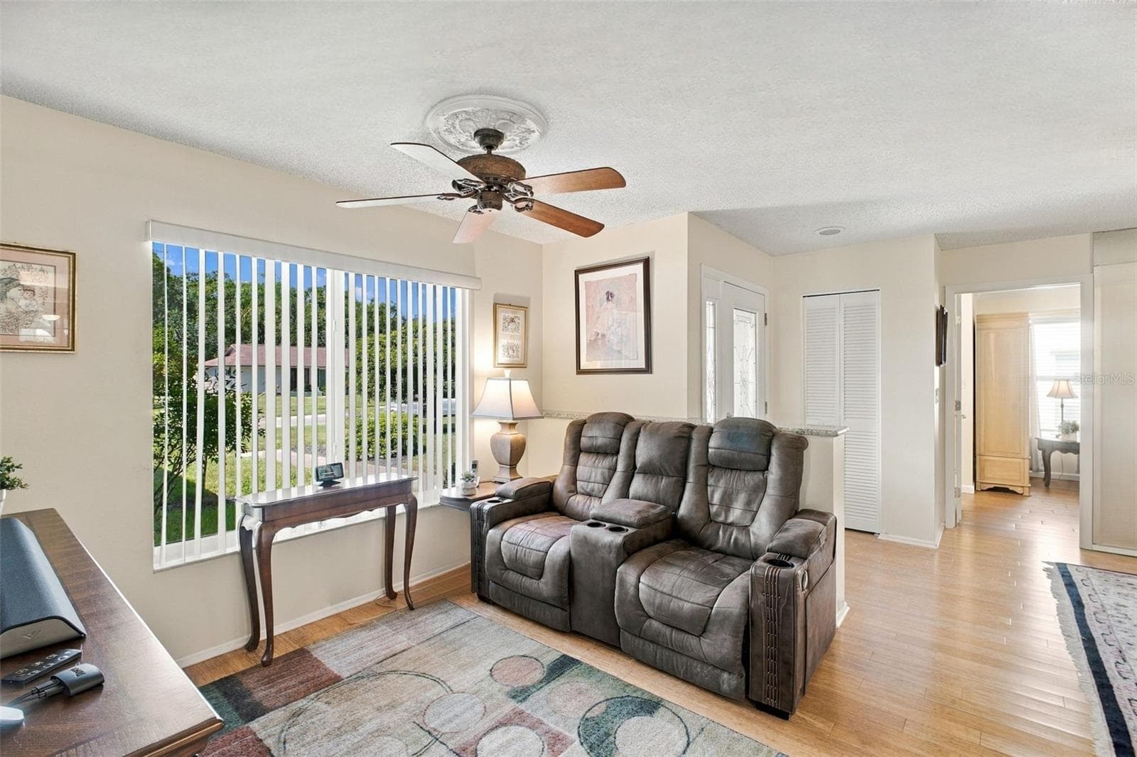 Open & airy spaces that you'll love coming home to~ - 1743 MACDONNELL DR, PALM HARBOR