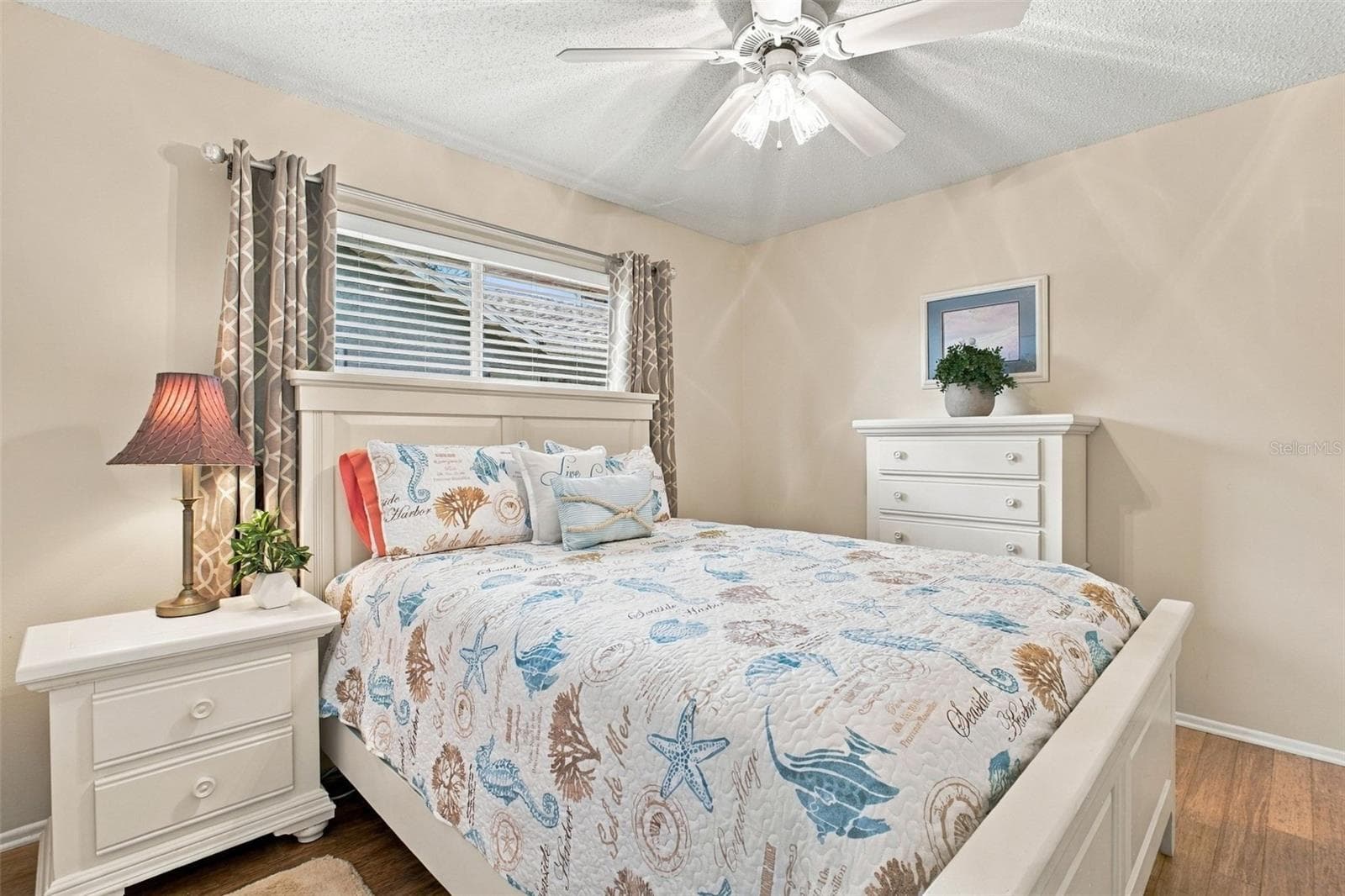 Spacious 2nd bedroom~ - 1743 MACDONNELL DR, PALM HARBOR