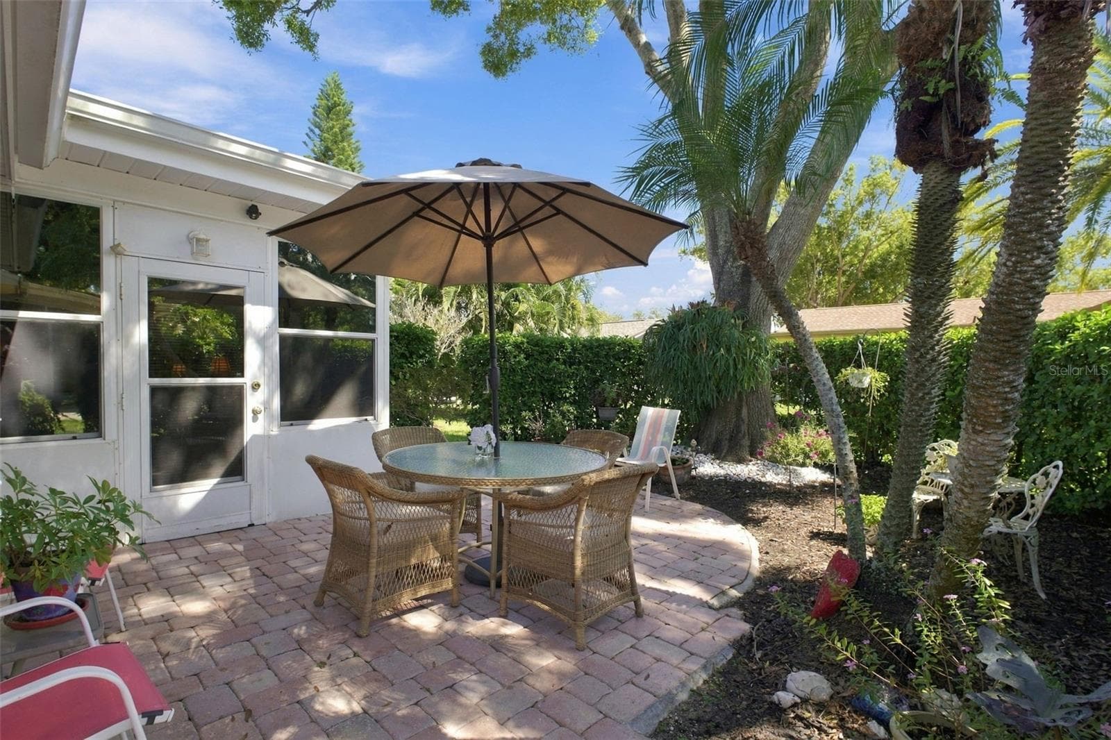 Big enough for your outdoor furniture & grill~ - 1743 MACDONNELL DR, PALM HARBOR