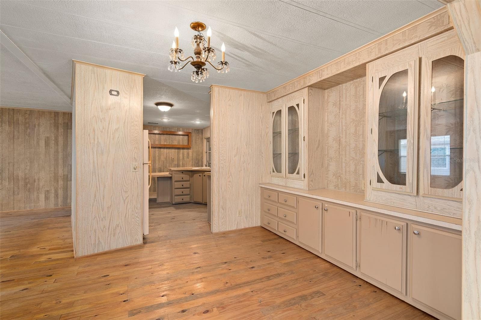 Manufactured Home at 137 PINE TREE DR, DEBARY, photo 8 of 31