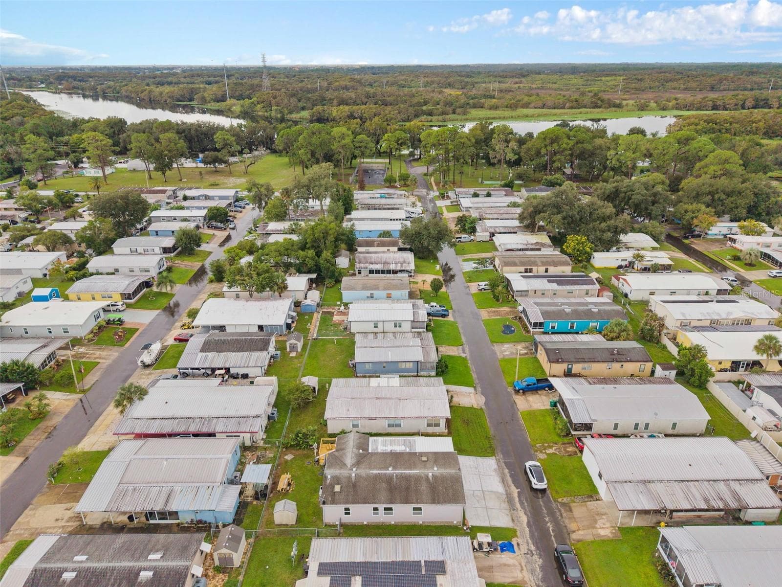 Manufactured Home at 137 PINE TREE DR, DEBARY, photo 30 of 31