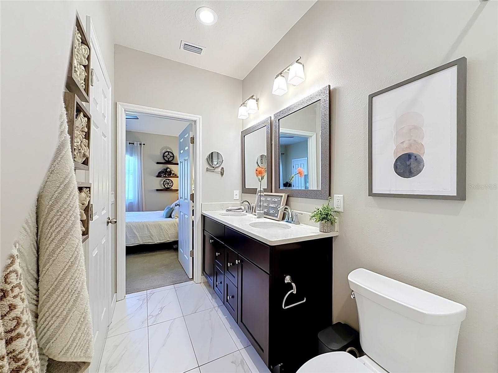 Townhouse at 2270 MONTVIEW DR, CLEARWATER, photo 35 of 57