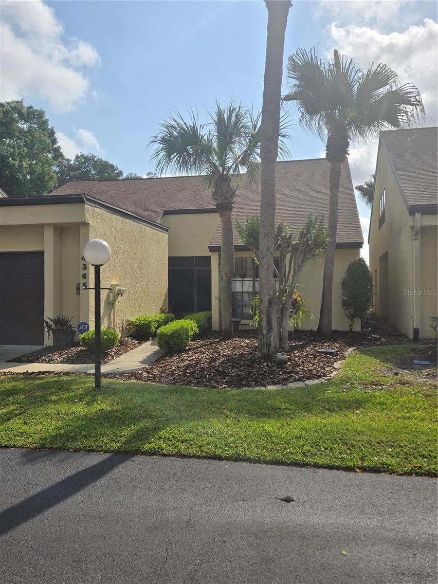 Condominium at 4365 CREEKWOOD LN #4365, MULBERRY, photo 2 of 23