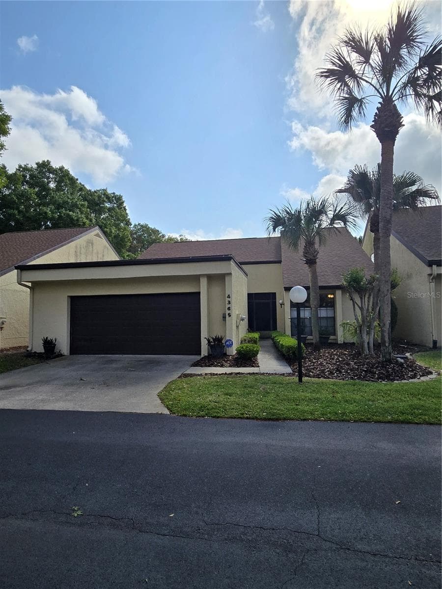 4365 CREEKWOOD LN #4365