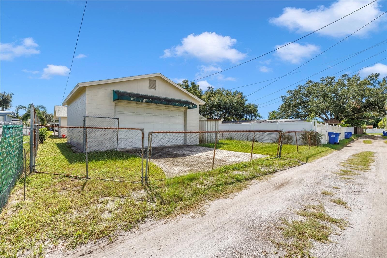 Single Family Residence at 4213 37TH AVE N, ST PETERSBURG, photo 4 of 14