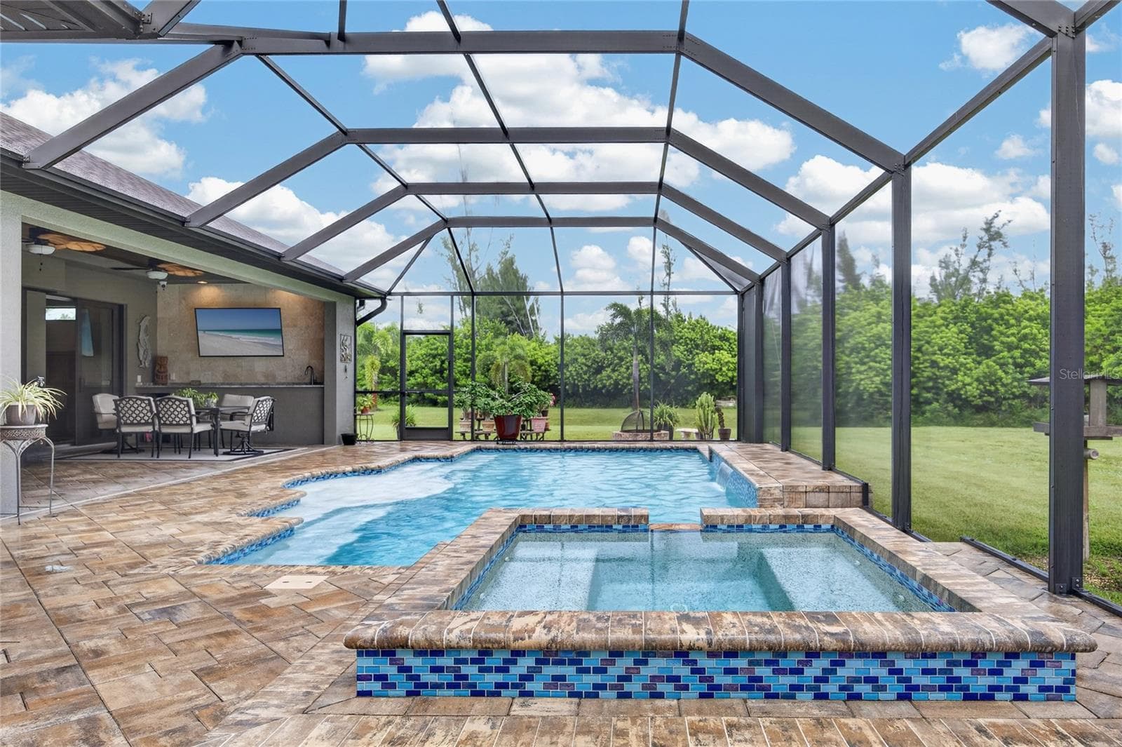 Single Family Residence at 10451 HATCHETT CIR, PORT CHARLOTTE, photo 25 of 48