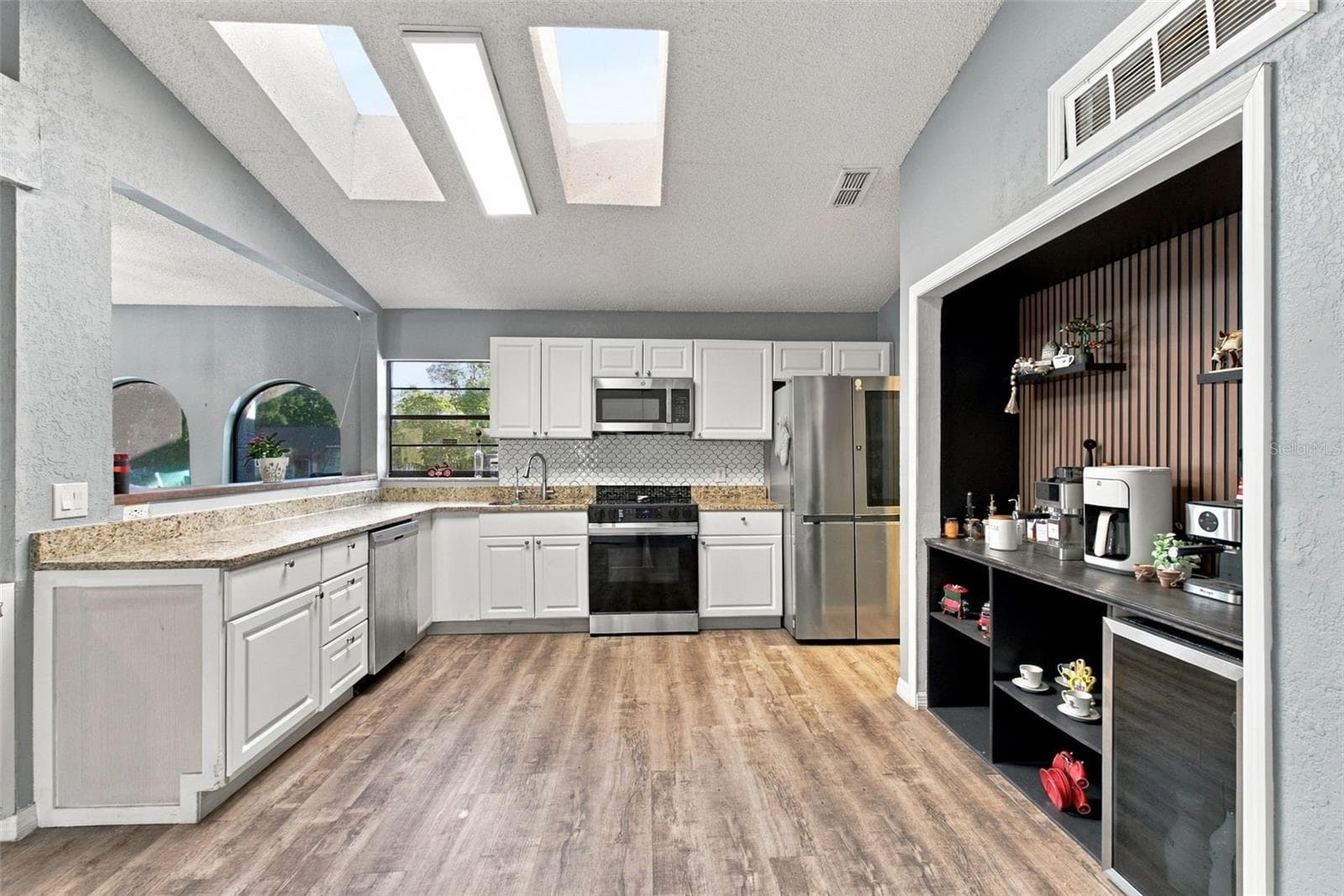 Single Family Residence at 6341 GAINSBORO AVE, SPRING HILL, photo 19 of 67