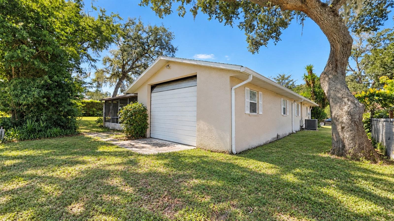 Rear- Right - 5636 BEECH ST, ZEPHYRHILLS