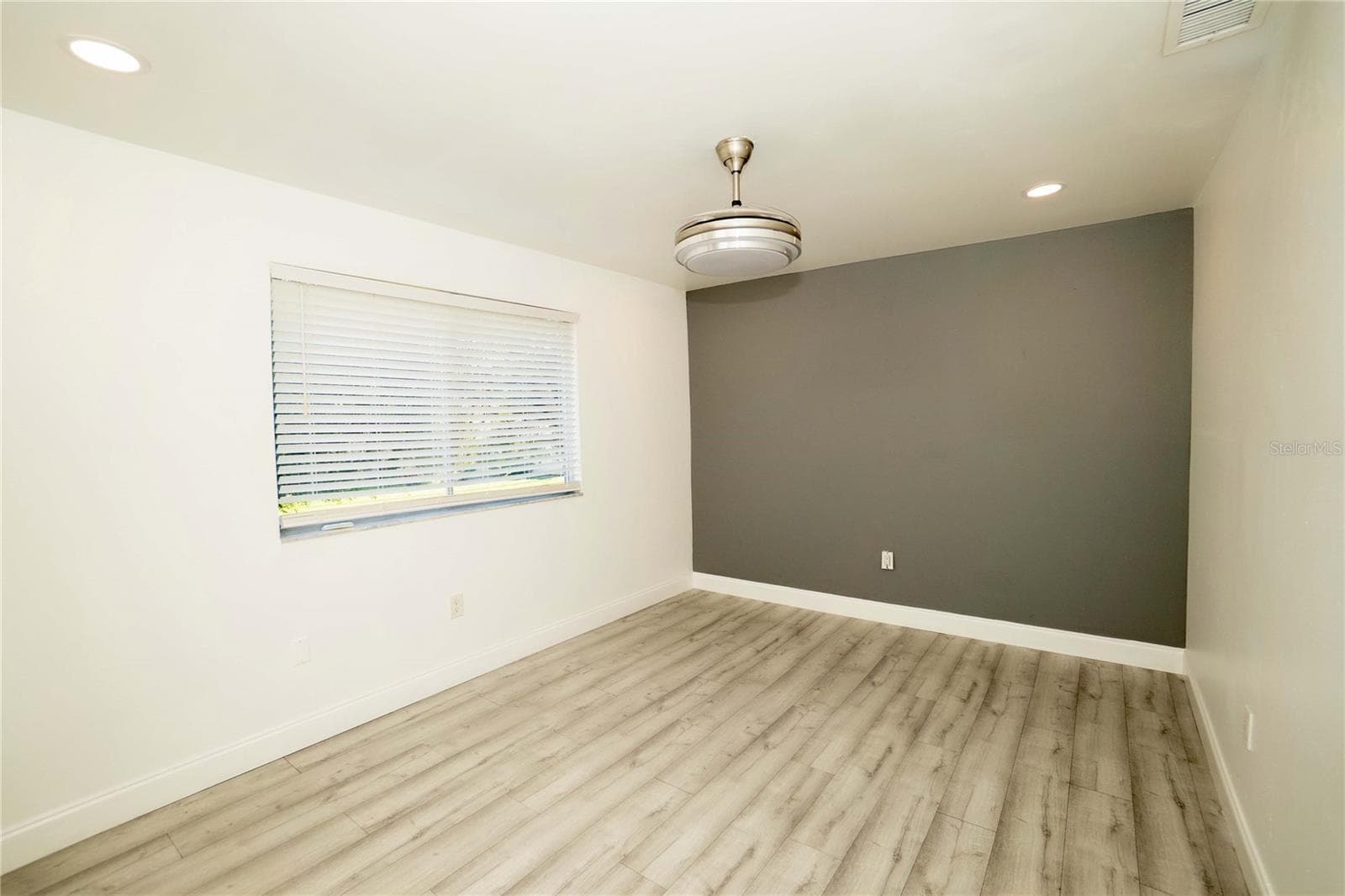 Condominium at 1828 BOUGH AVE #3, CLEARWATER, photo 12 of 34