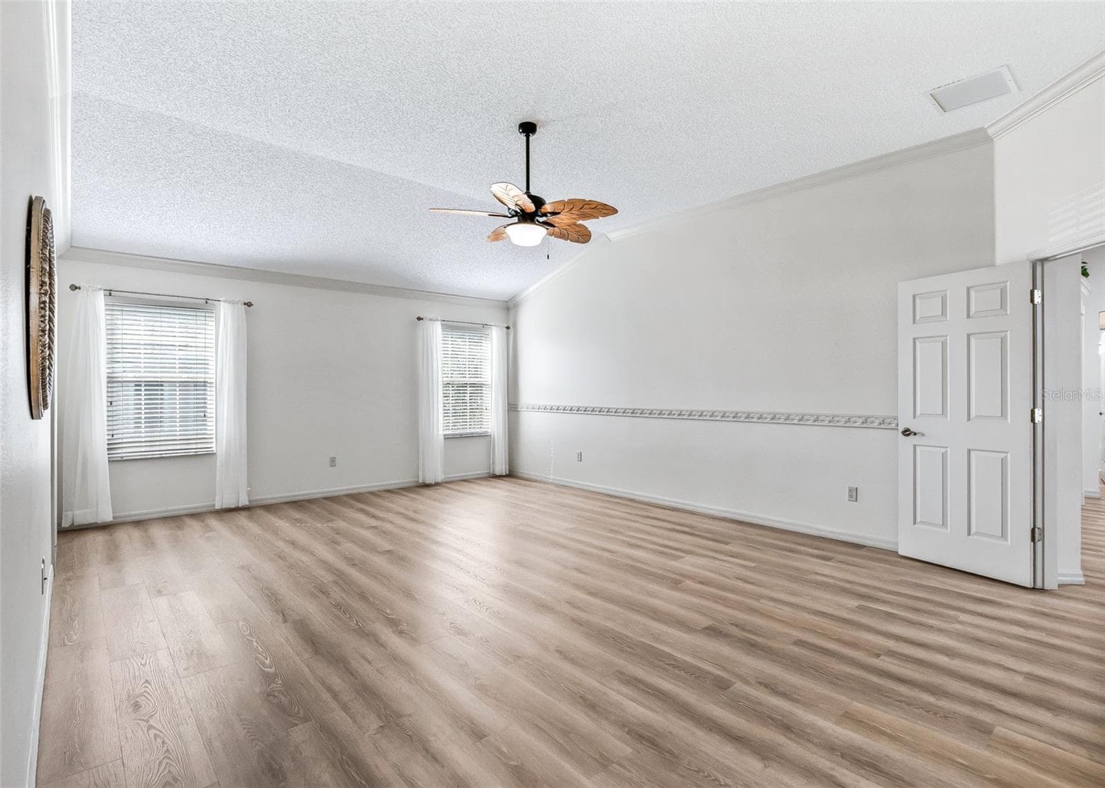 Large Primary Bedroom - 2762 MORVEN PARK WAY, THE VILLAGES
