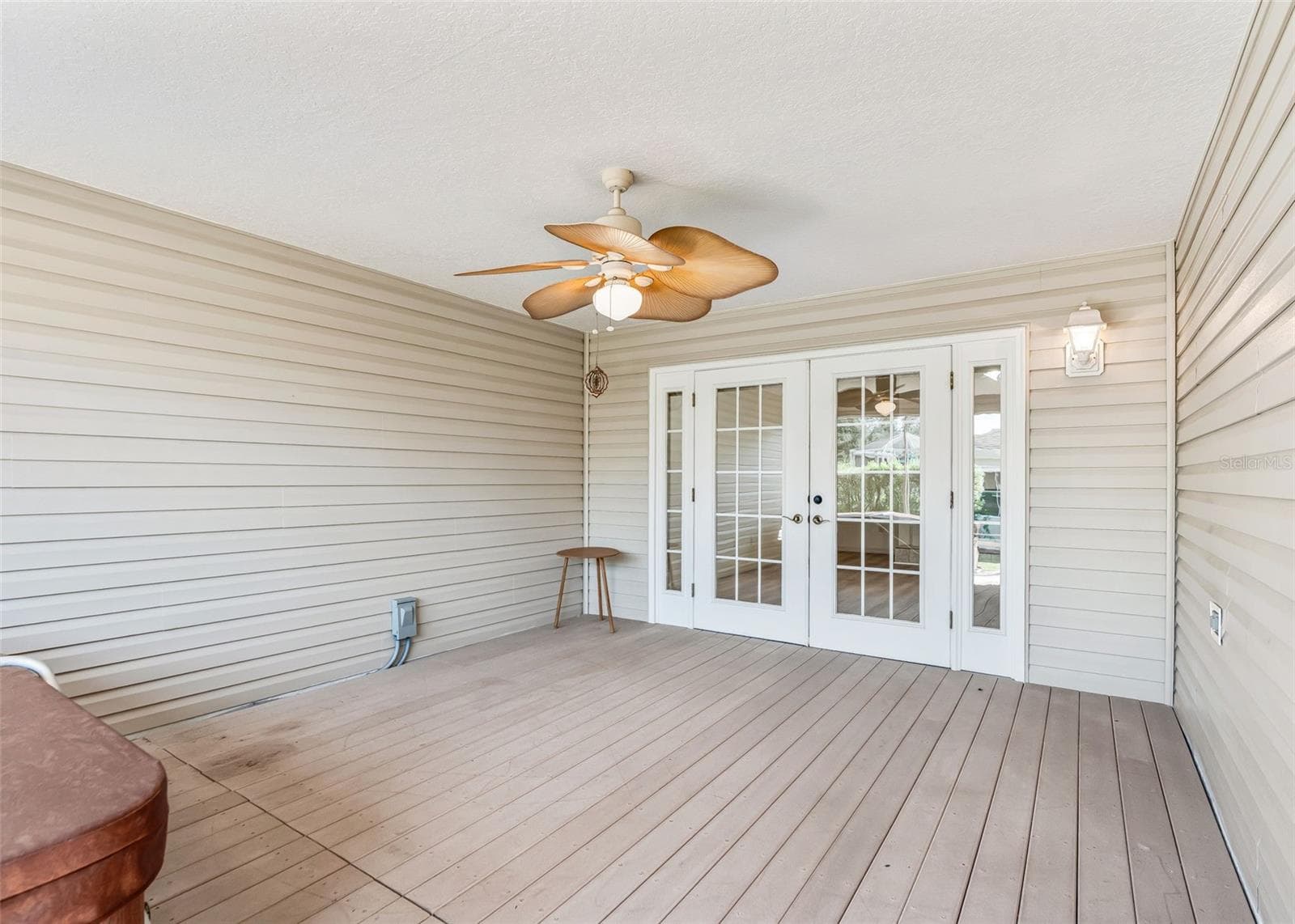 Composite Decking Laid Level w/ Flooring. - 2762 MORVEN PARK WAY, THE VILLAGES
