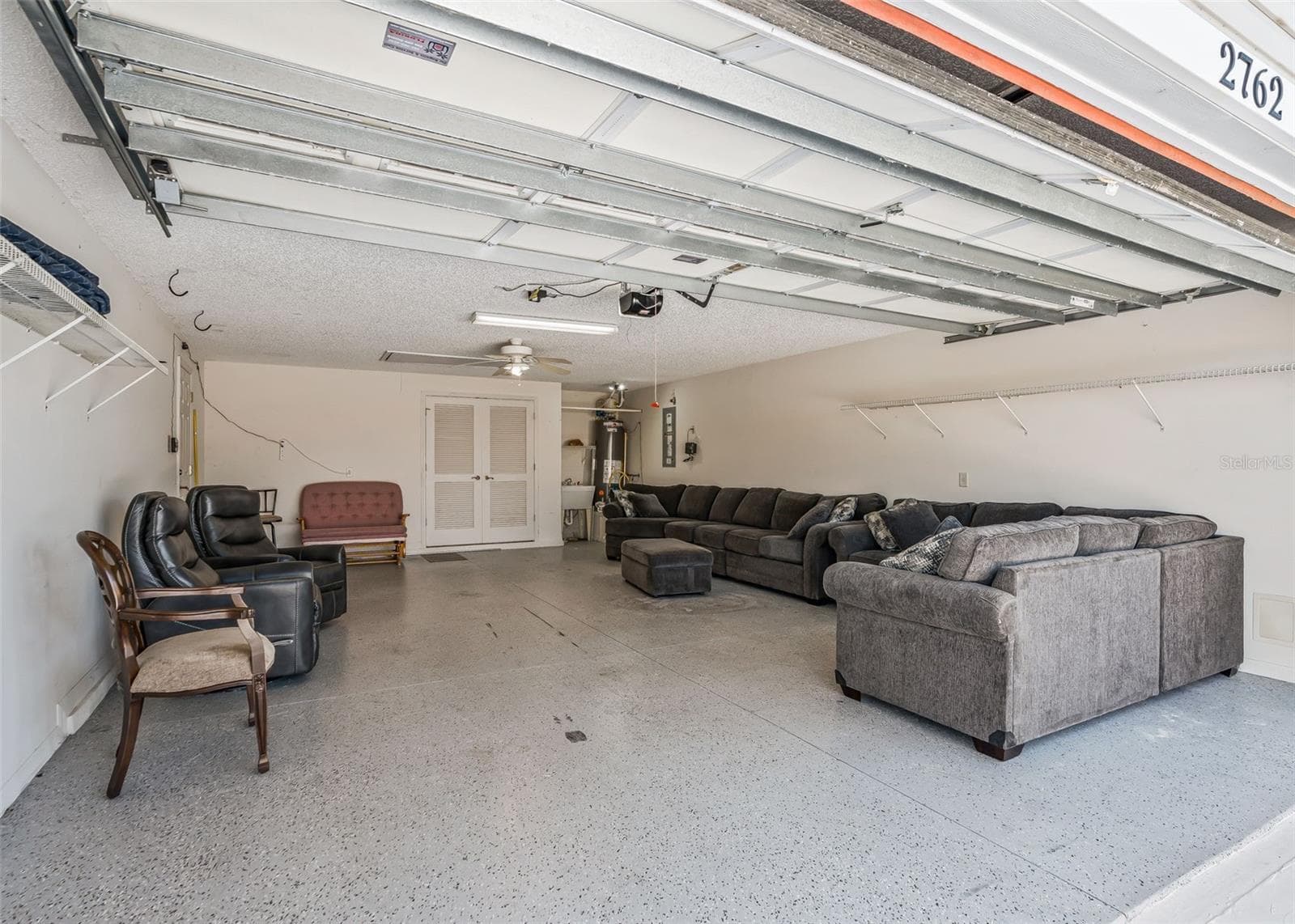 EXTENDED 2 Car Garage w/ Epoxy Flooring. 20'x29' - 2762 MORVEN PARK WAY, THE VILLAGES