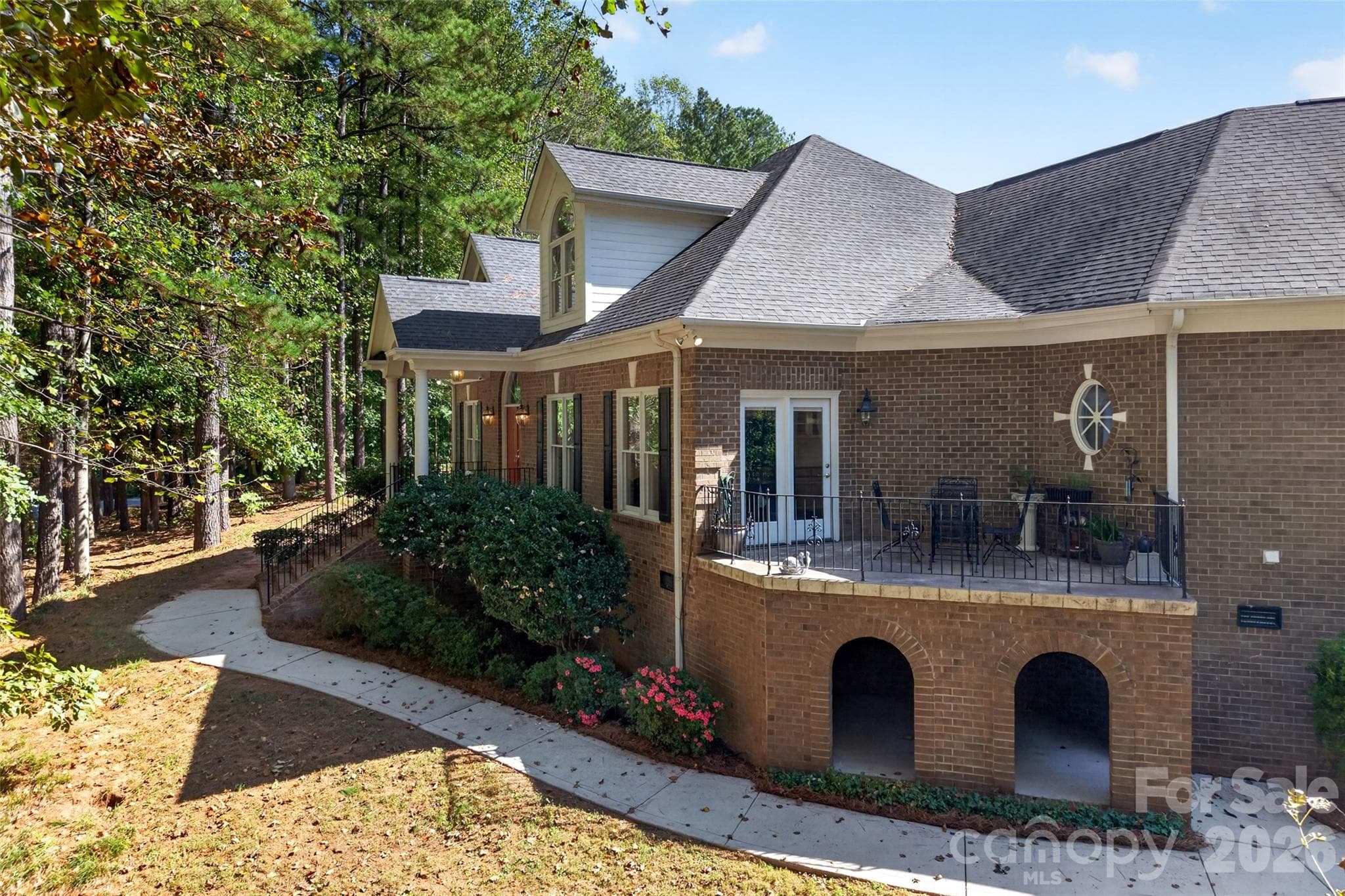 Single Family Residence at 321 Normandy Road, Mooresville, photo 3 of 48