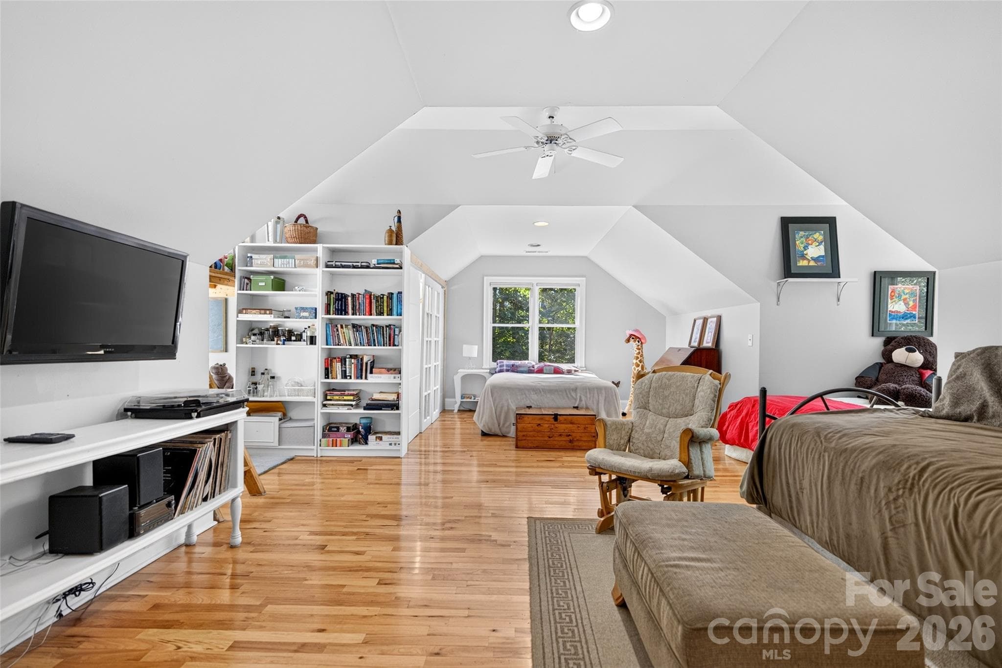 Single Family Residence at 321 Normandy Road, Mooresville, photo 29 of 48
