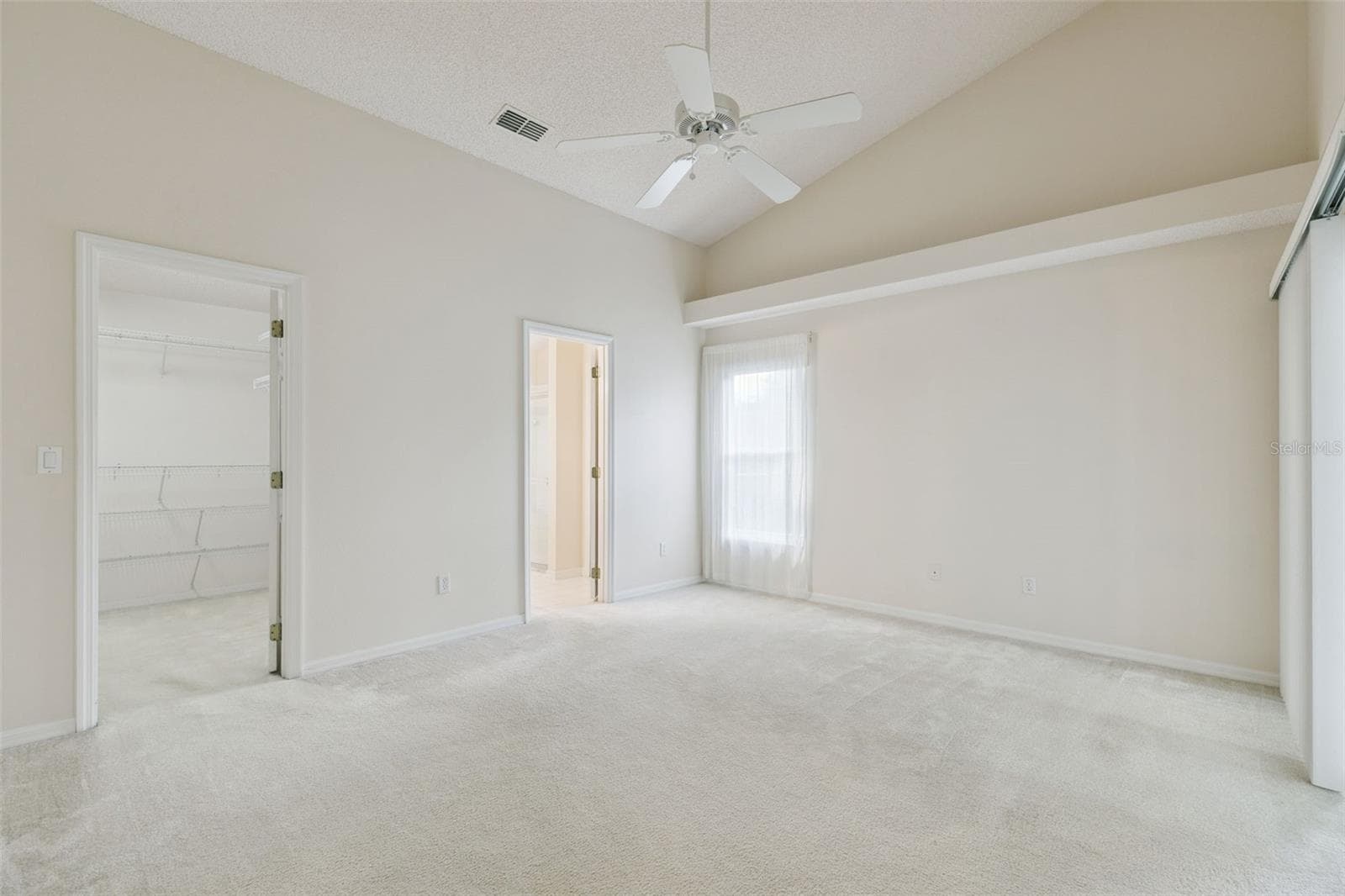 Single Family Residence at 3777 EVERSHOLT ST, CLERMONT, photo 12 of 20
