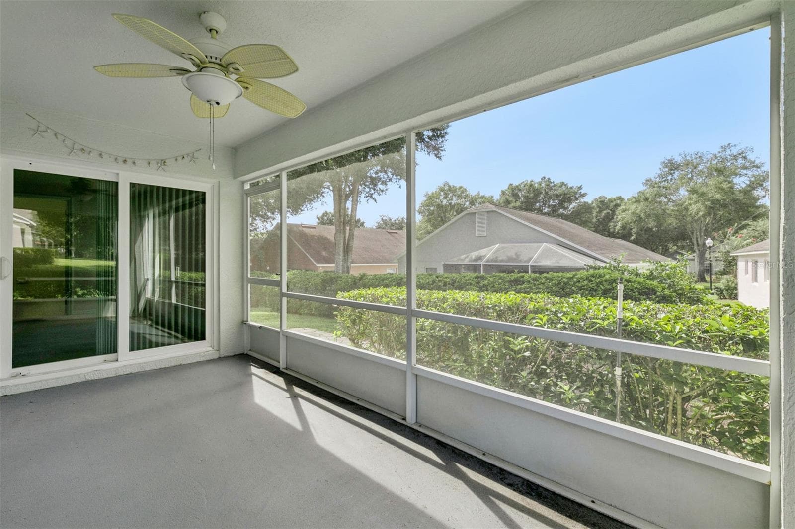 Single Family Residence at 3777 EVERSHOLT ST, CLERMONT, photo 18 of 20
