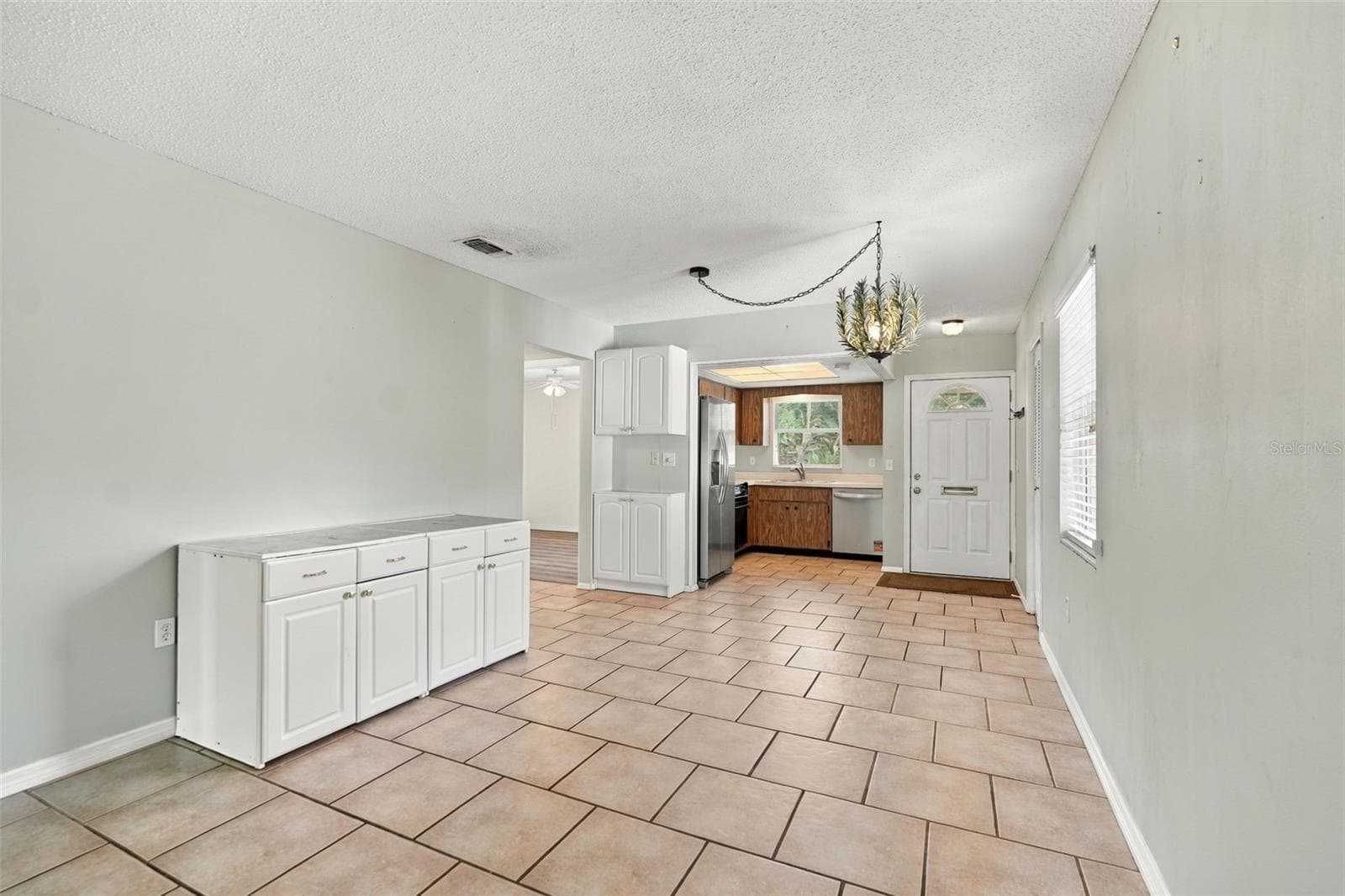 Condominium at 2711 51ST AVE W #2711, BRADENTON, photo 3 of 36