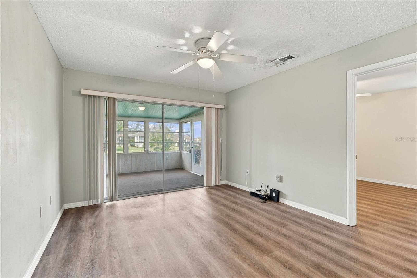 Condominium at 2711 51ST AVE W #2711, BRADENTON, photo 11 of 36