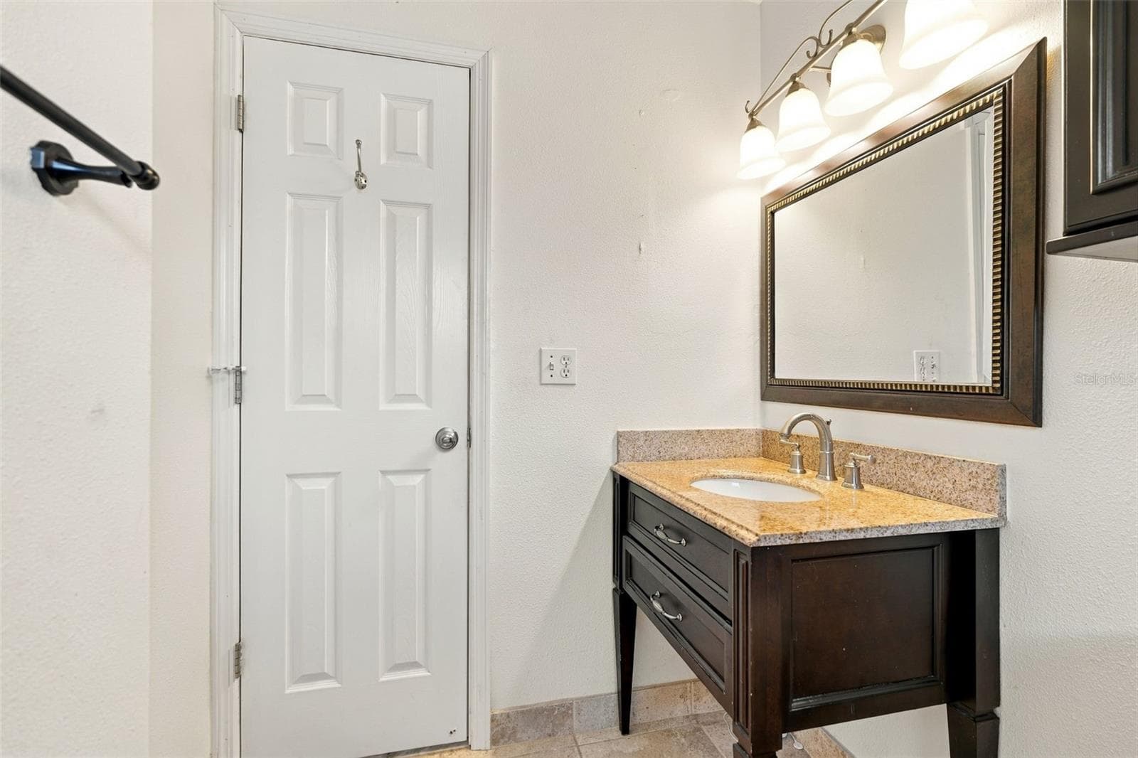 Condominium at 2711 51ST AVE W #2711, BRADENTON, photo 22 of 36