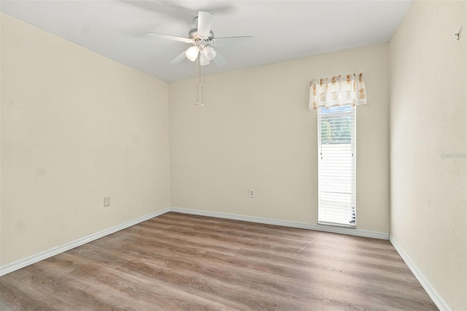 Condominium at 2711 51ST AVE W #2711, BRADENTON, photo 25 of 36