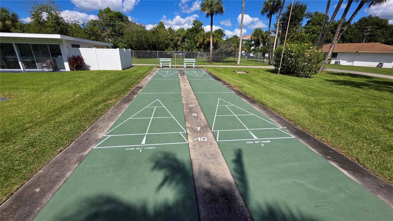 Condominium at 2711 51ST AVE W #2711, BRADENTON, photo 33 of 36