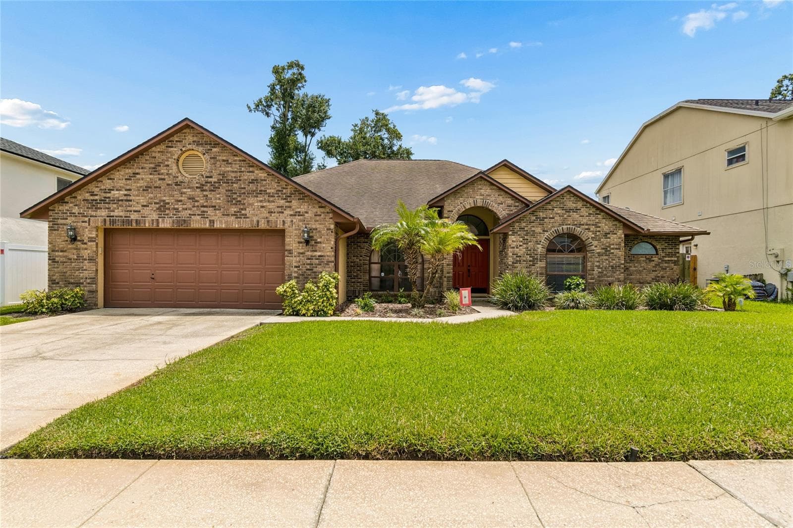 Single Family Residence at 3822 COLD CREEK DR, VALRICO, photo 2 of 75