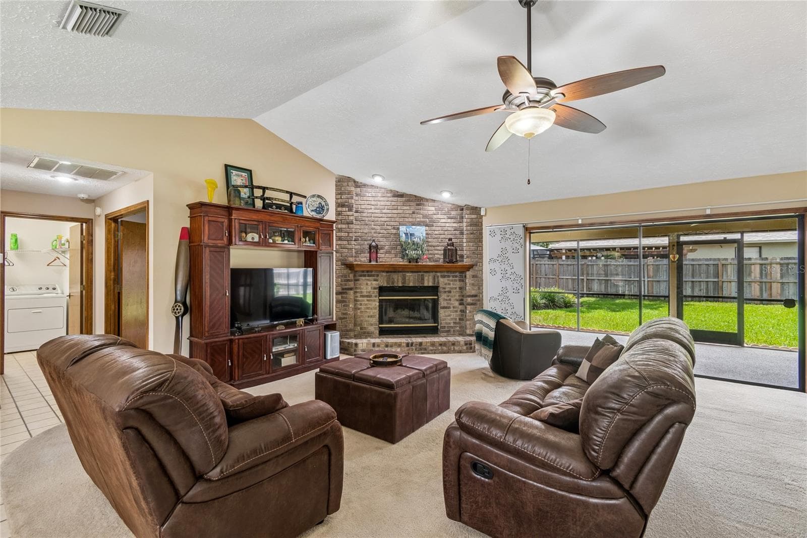 Single Family Residence at 3822 COLD CREEK DR, VALRICO, photo 15 of 75