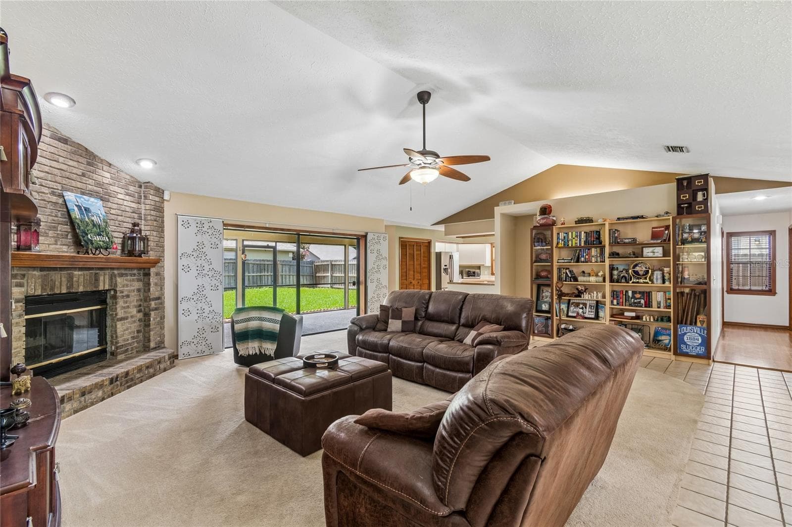 Single Family Residence at 3822 COLD CREEK DR, VALRICO, photo 16 of 75