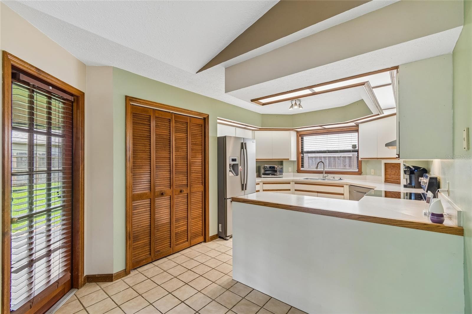 Single Family Residence at 3822 COLD CREEK DR, VALRICO, photo 22 of 75