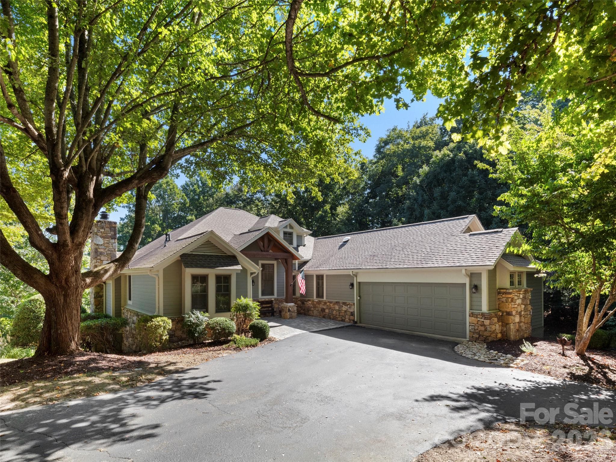 1 Meadow Ridge Lane