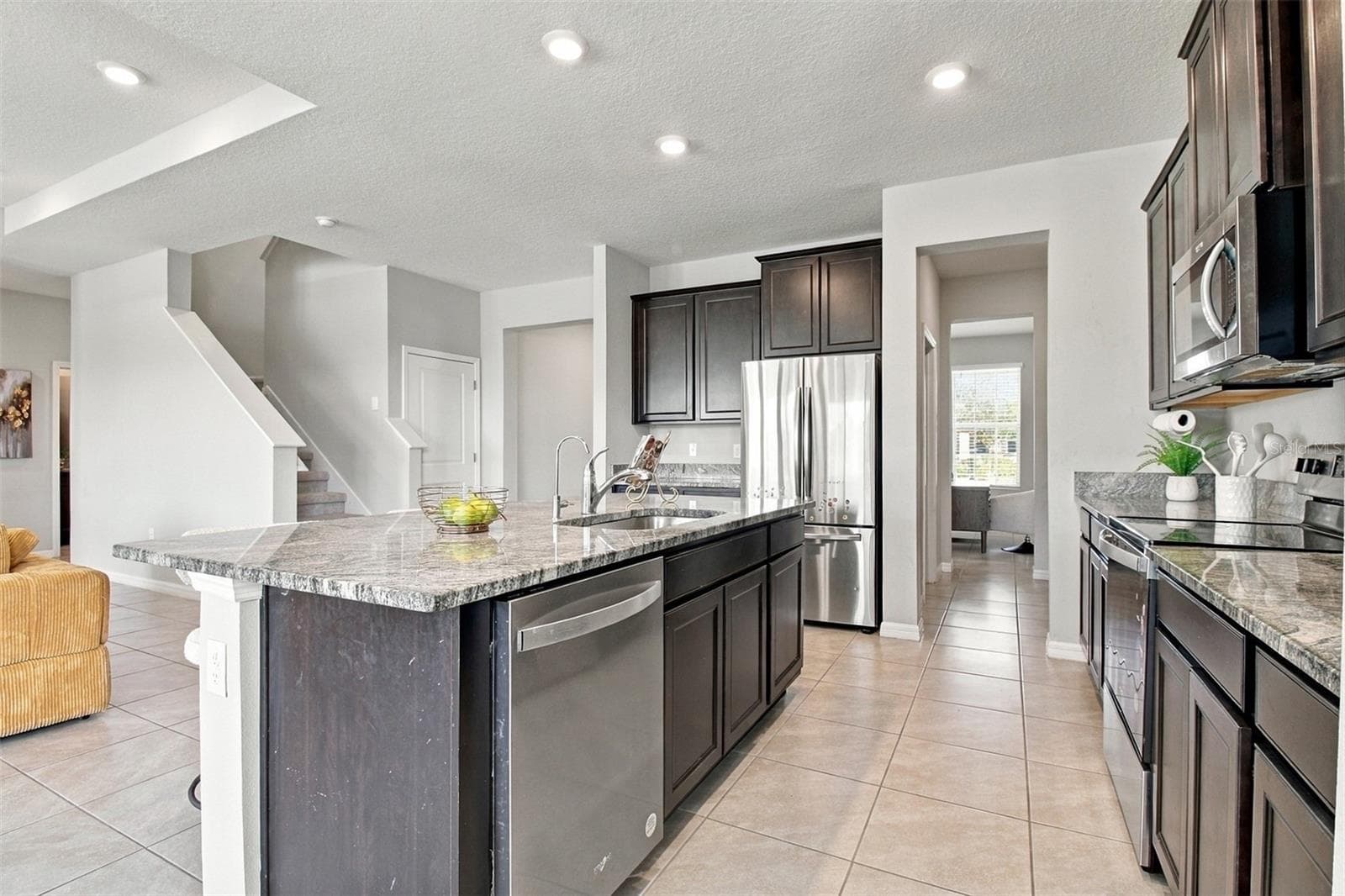 Single Family Residence at 1510 TROPICAL OASIS AVE, PLANT CITY, photo 12 of 50