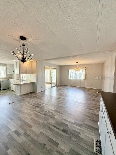 Mobile Home at 706 ELIZABETH LN, LAKELAND, photo 10 of 41