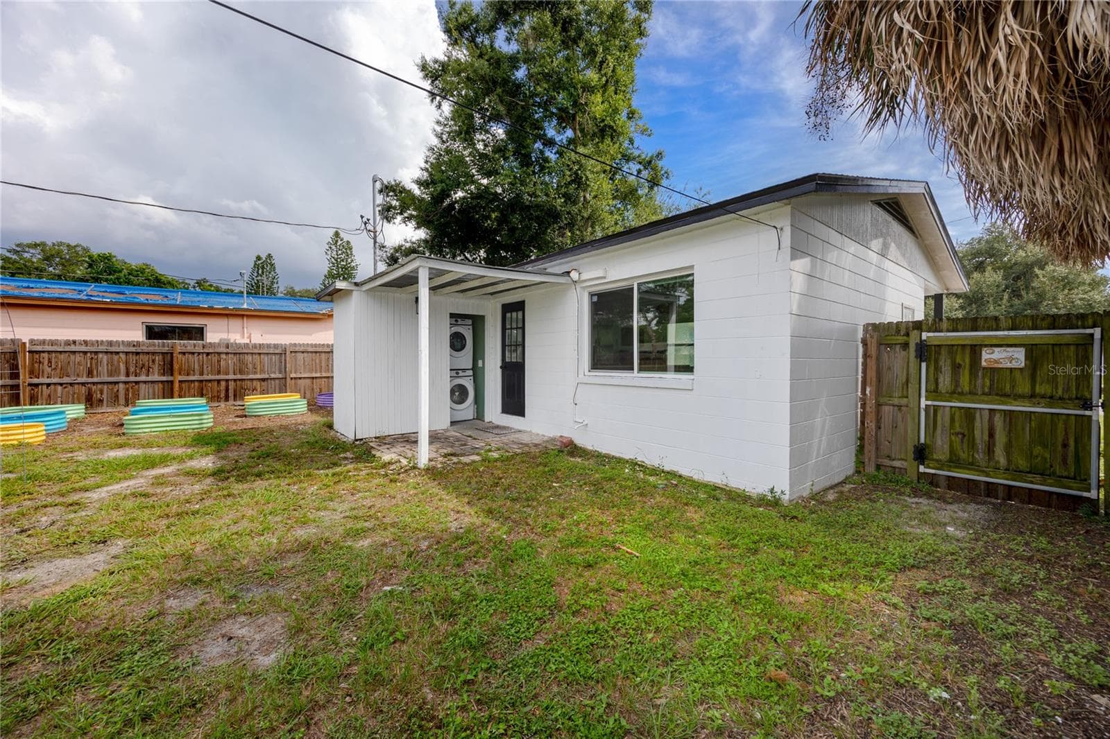 View from of the back of the house - 5735 BURLINGTON AVE N, ST PETERSBURG