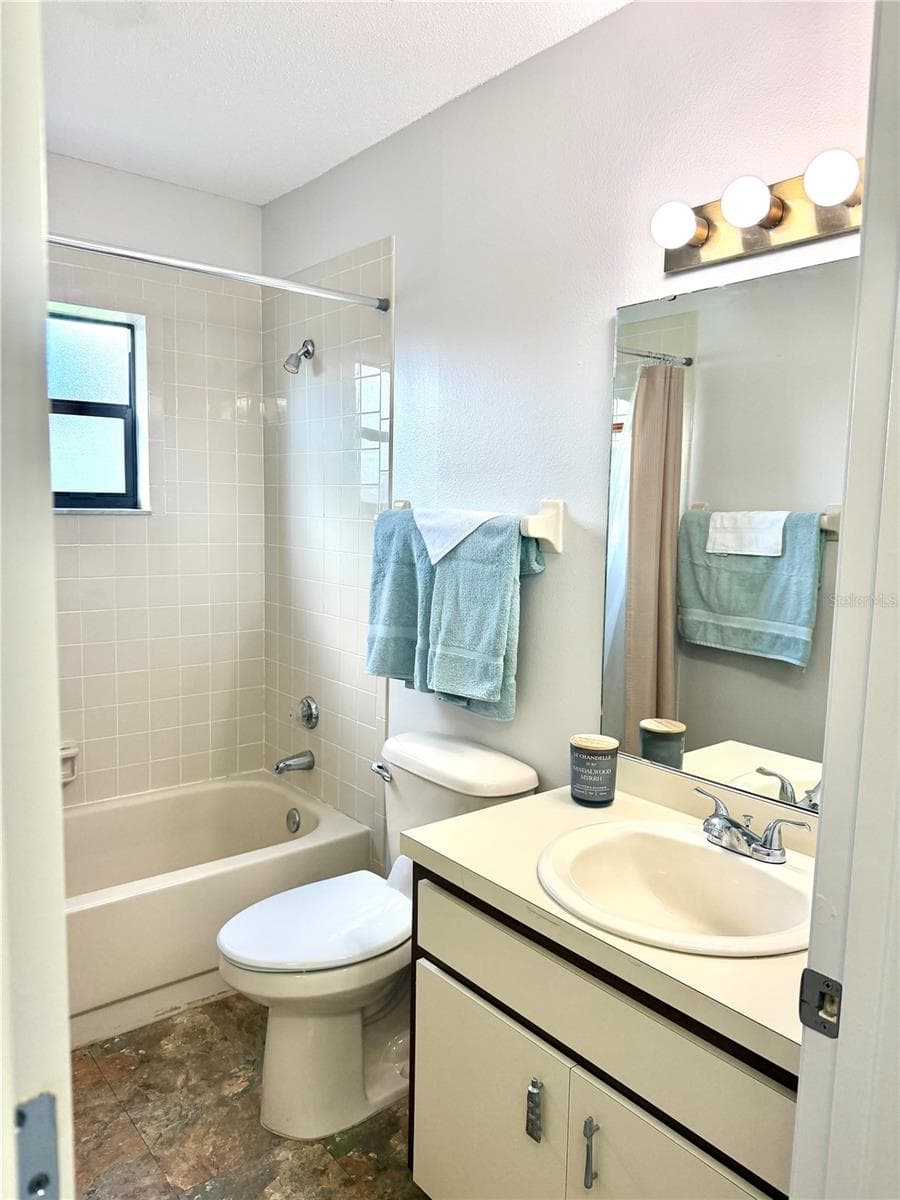 Condominium at 937 CAPRI ISLES BLVD #56, VENICE, photo 35 of 55