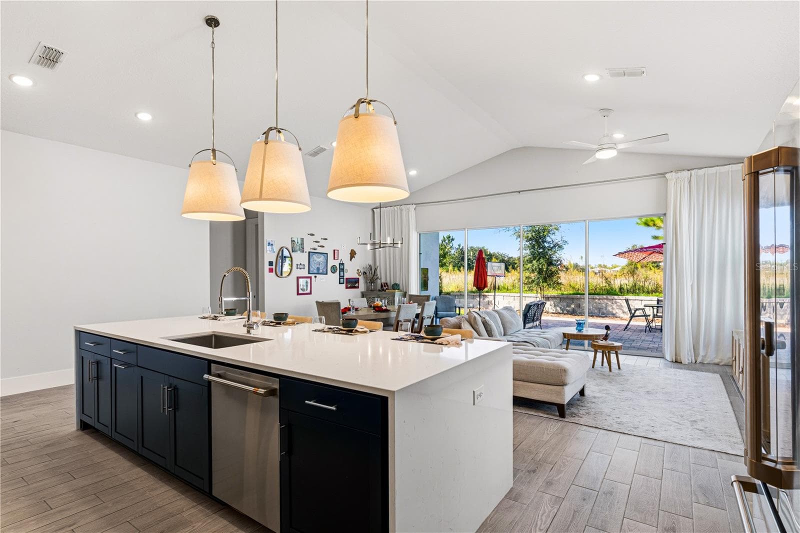 Single Family Residence at 13160 DENDY WAY, WINTER GARDEN, photo 8 of 53