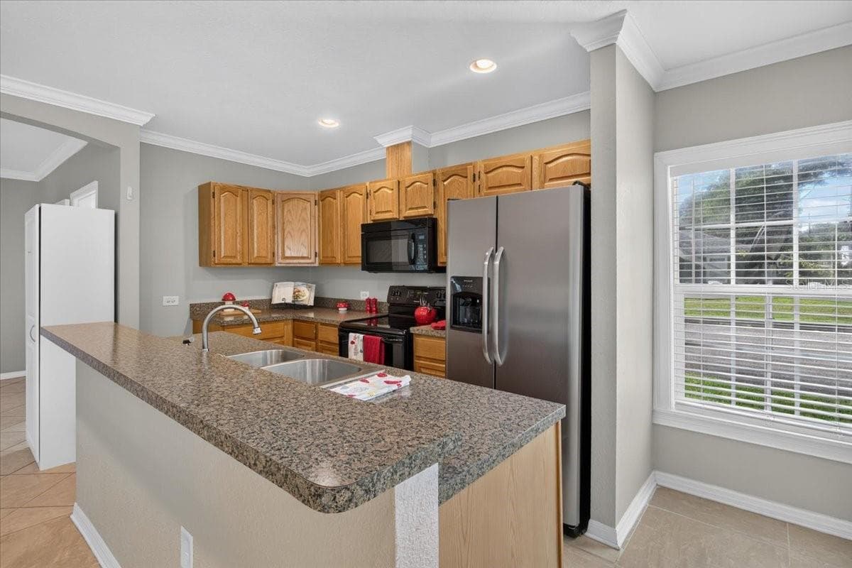 Single Family Residence at 24683 W US HIGHWAY 27, HIGH SPRINGS, photo 9 of 33