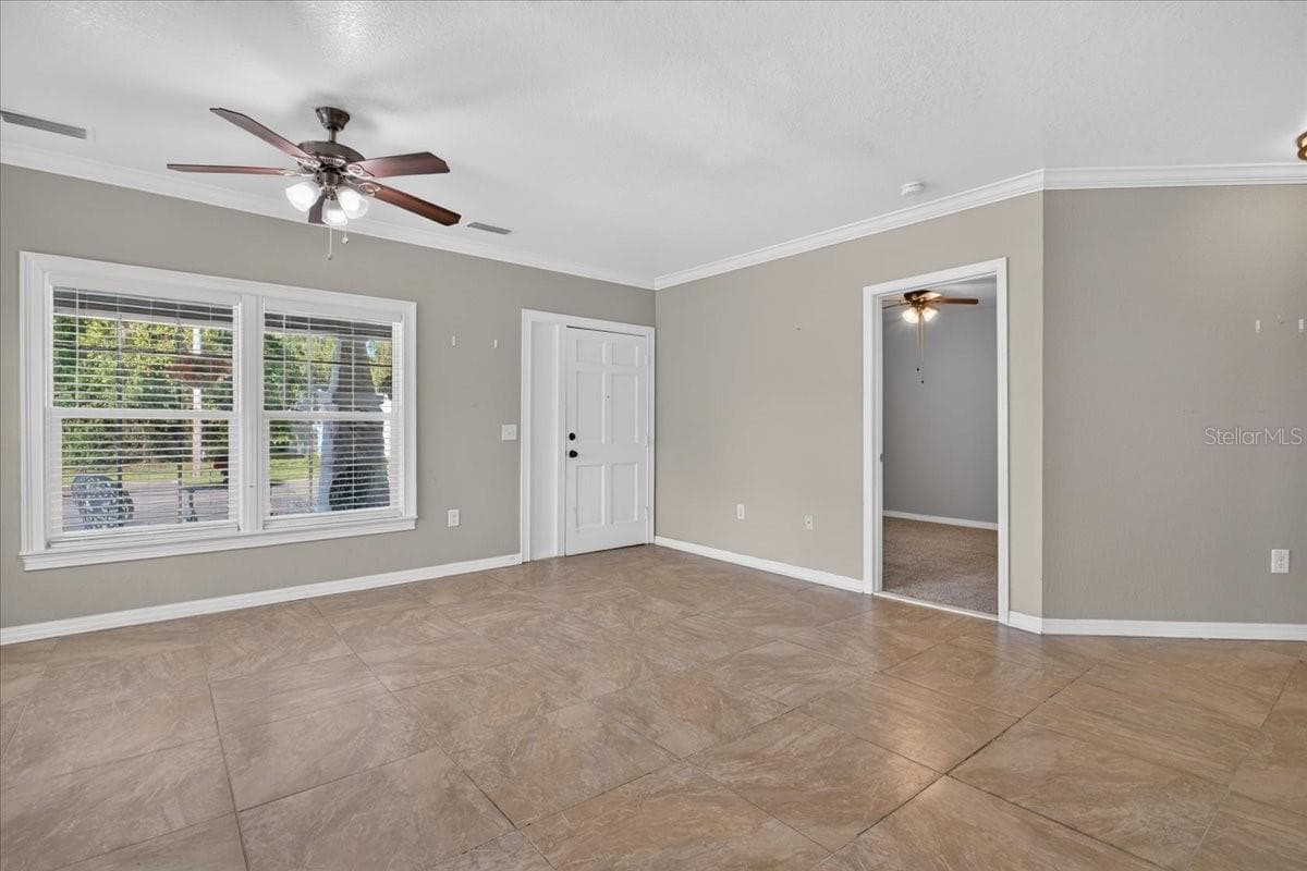 Single Family Residence at 24683 W US HIGHWAY 27, HIGH SPRINGS, photo 13 of 33