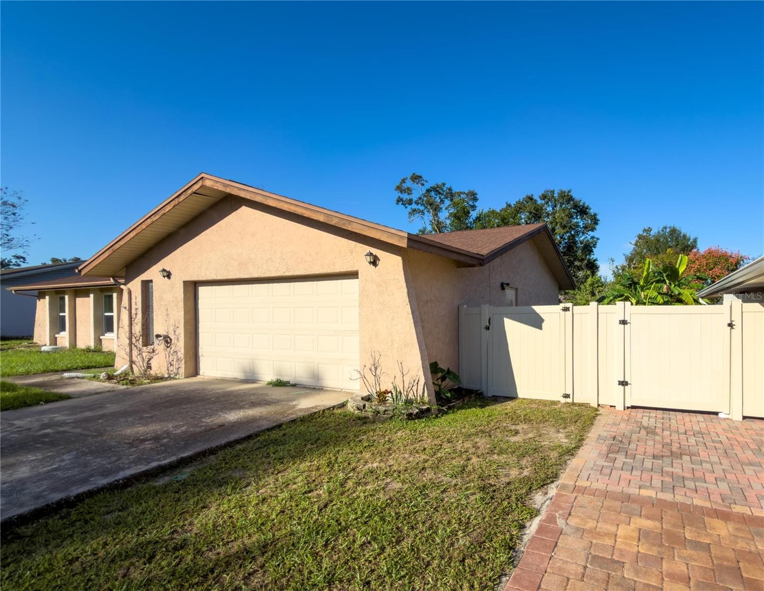 1804 Orange Hill Dr Right - 1804 ORANGE HILL DR, BRANDON