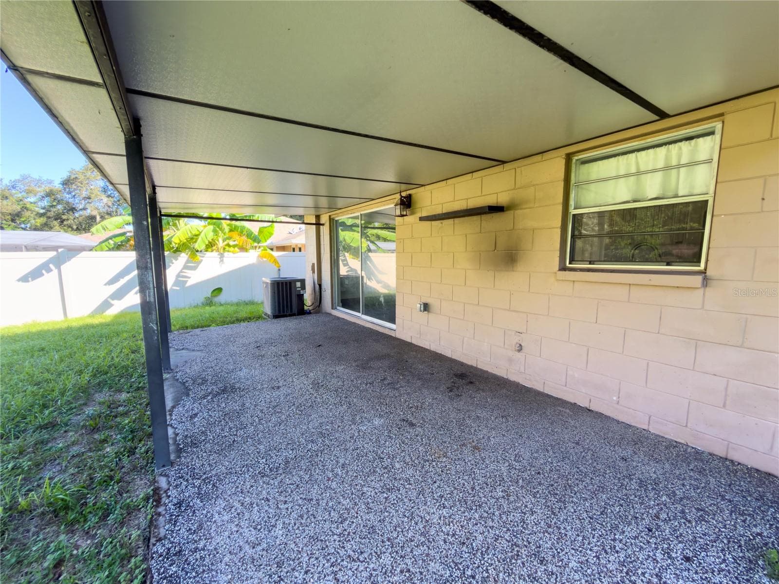 Patio - 1804 ORANGE HILL DR, BRANDON