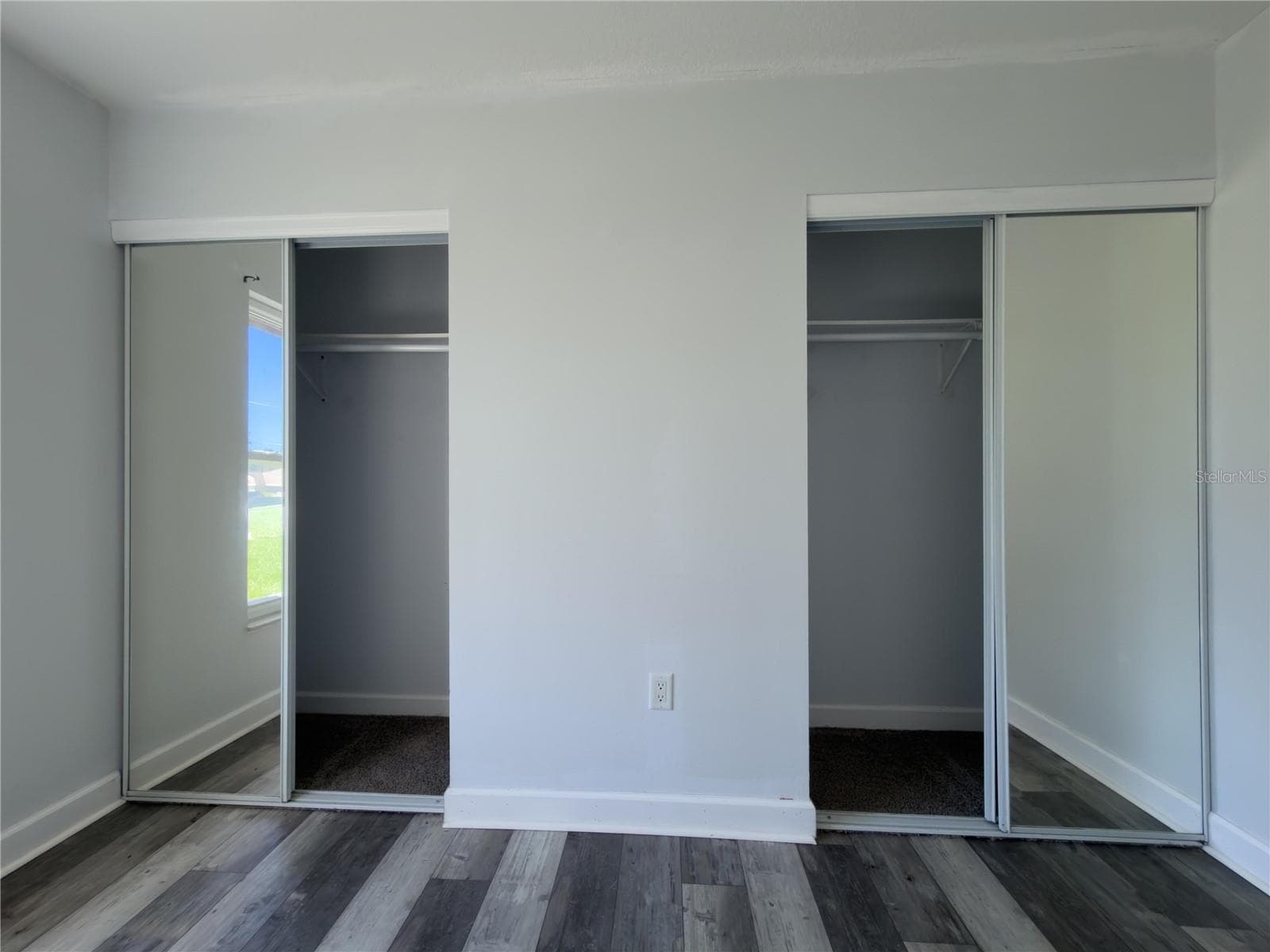 Bedroom 2 Closet - 1804 ORANGE HILL DR, BRANDON