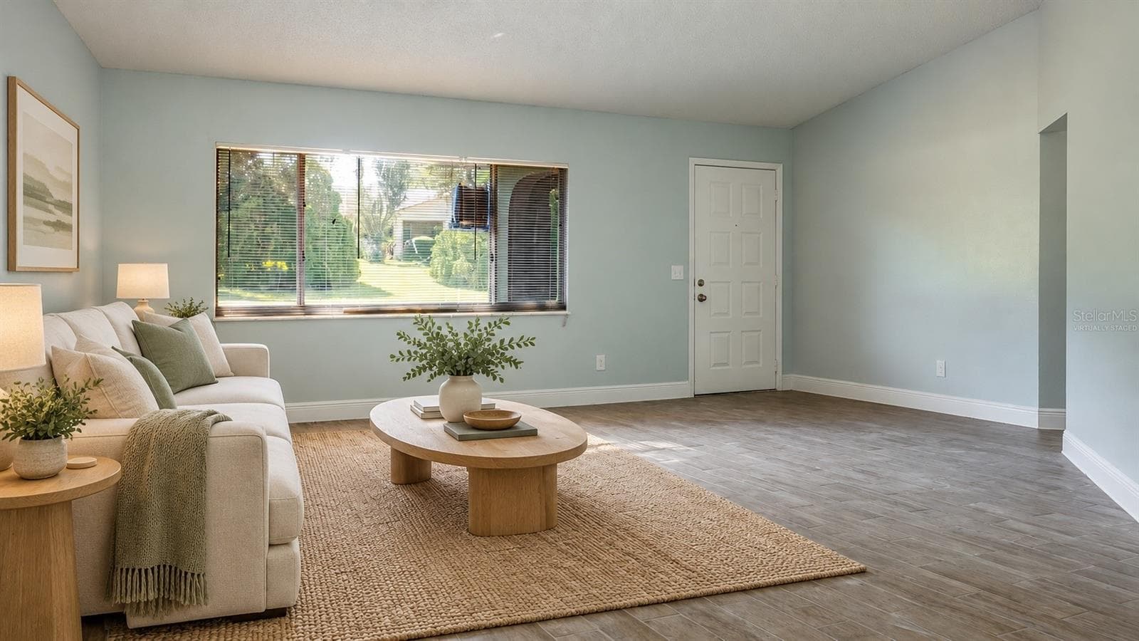 Virtually staged - 11053 MAYFLOWER RD, SPRING HILL